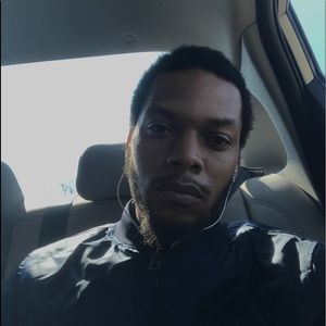 Meet your Posher, Lawrence